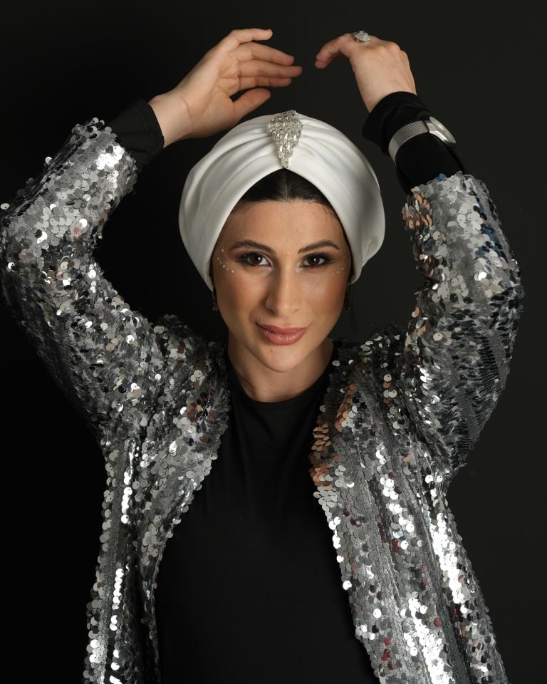 Taşlı Bone Rosa Beyaz