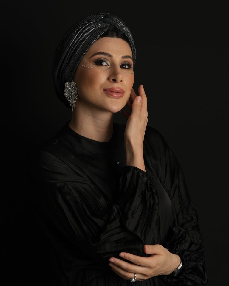 Elegan Bone Gümüş Tonlarda