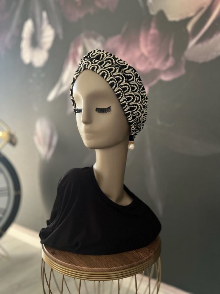 Aria Bone Siyah Beyaz Bone