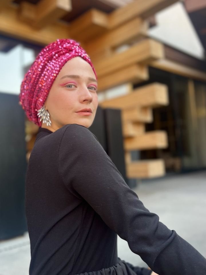 Karanlıkta Parlayan Yıldız / Negro Model