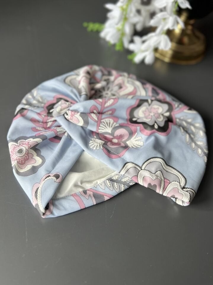 Helen Bone / Etkileyici Lila