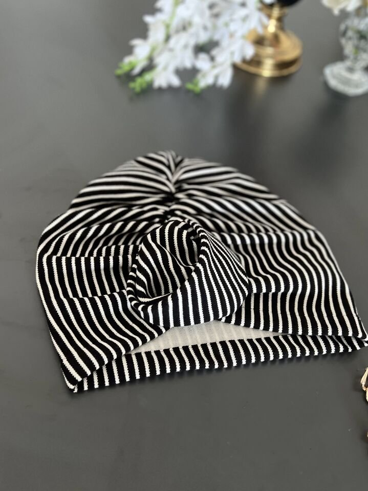 Çizzgi Bone Simya / Siyah Beyaz