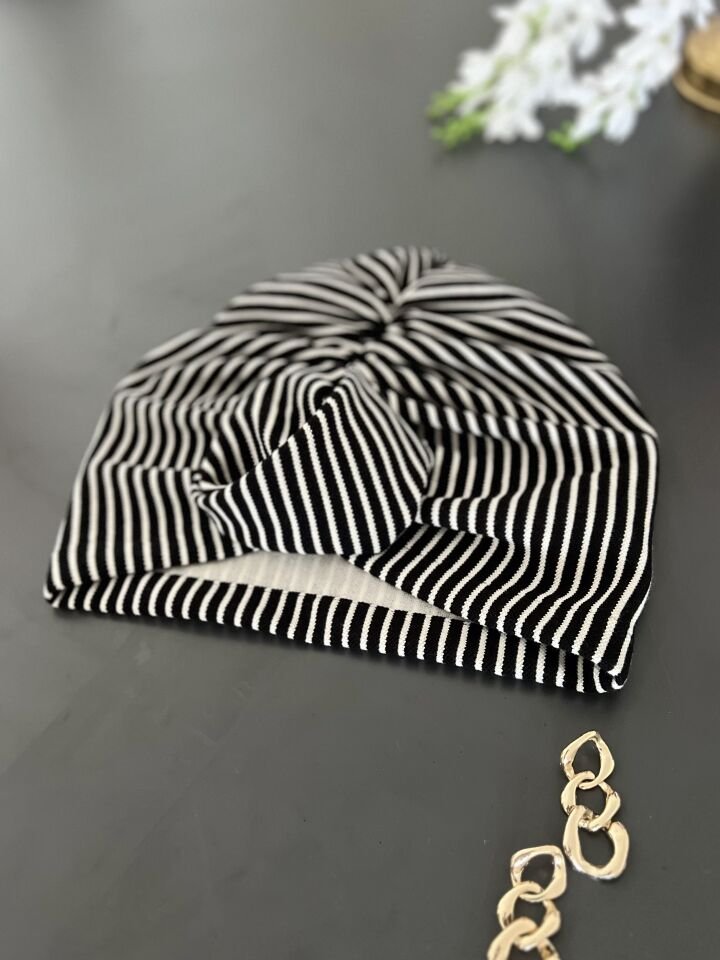 Çizzgi Bone Simya / Siyah Beyaz