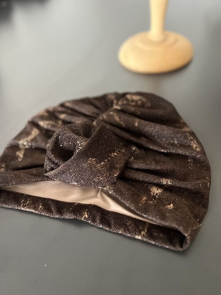 Simya Bone Kahve Üzeri Dora Desenler