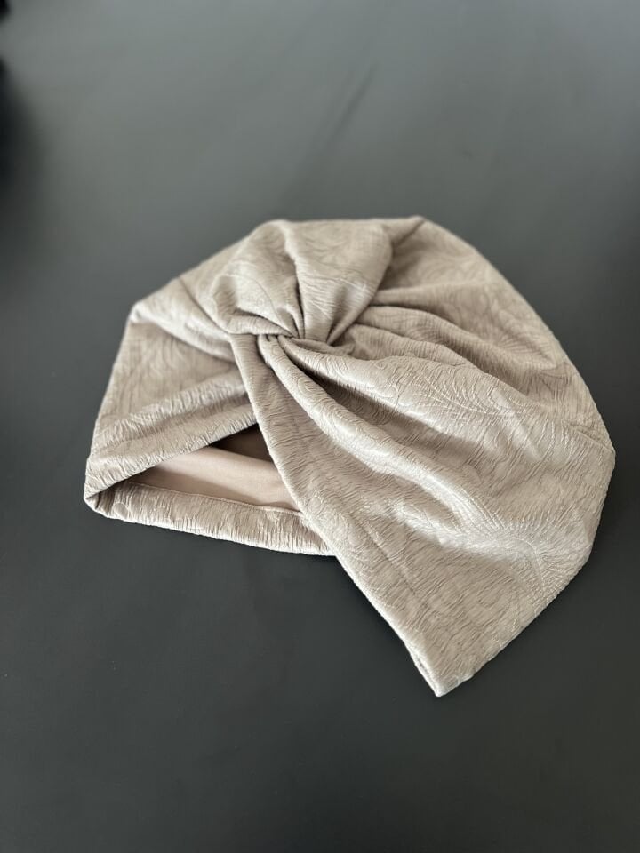 Qamar Bone Zarif Geçişler