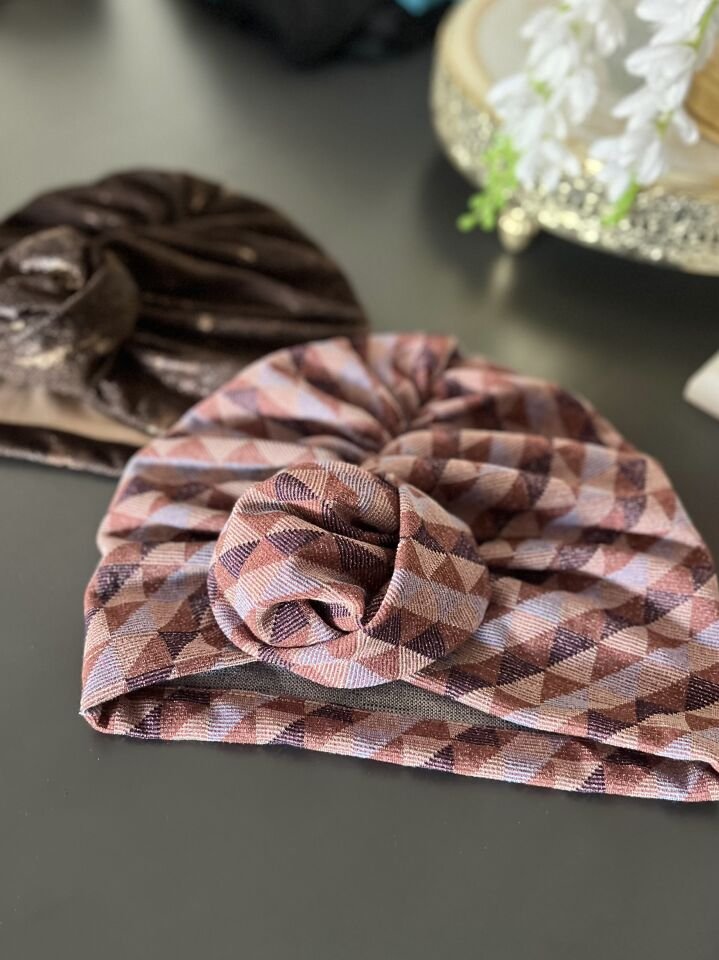 Rachael Bone Elegan Kahve Desenler