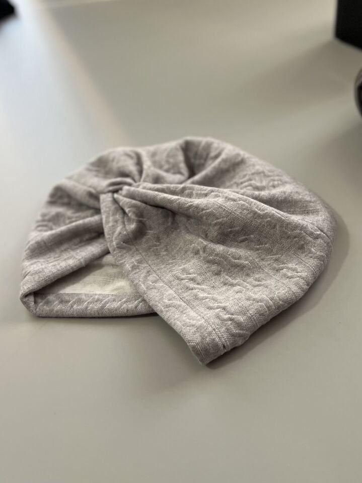 Örme Desenli Gri Bone