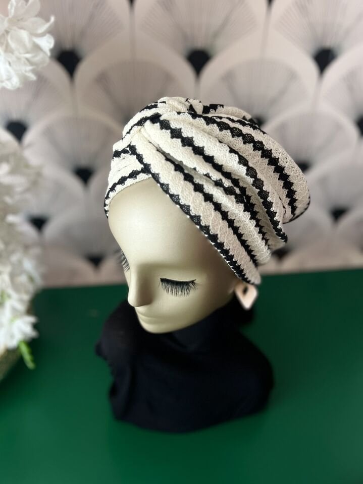 Nova Bone Siyah Beyaz Örgü
