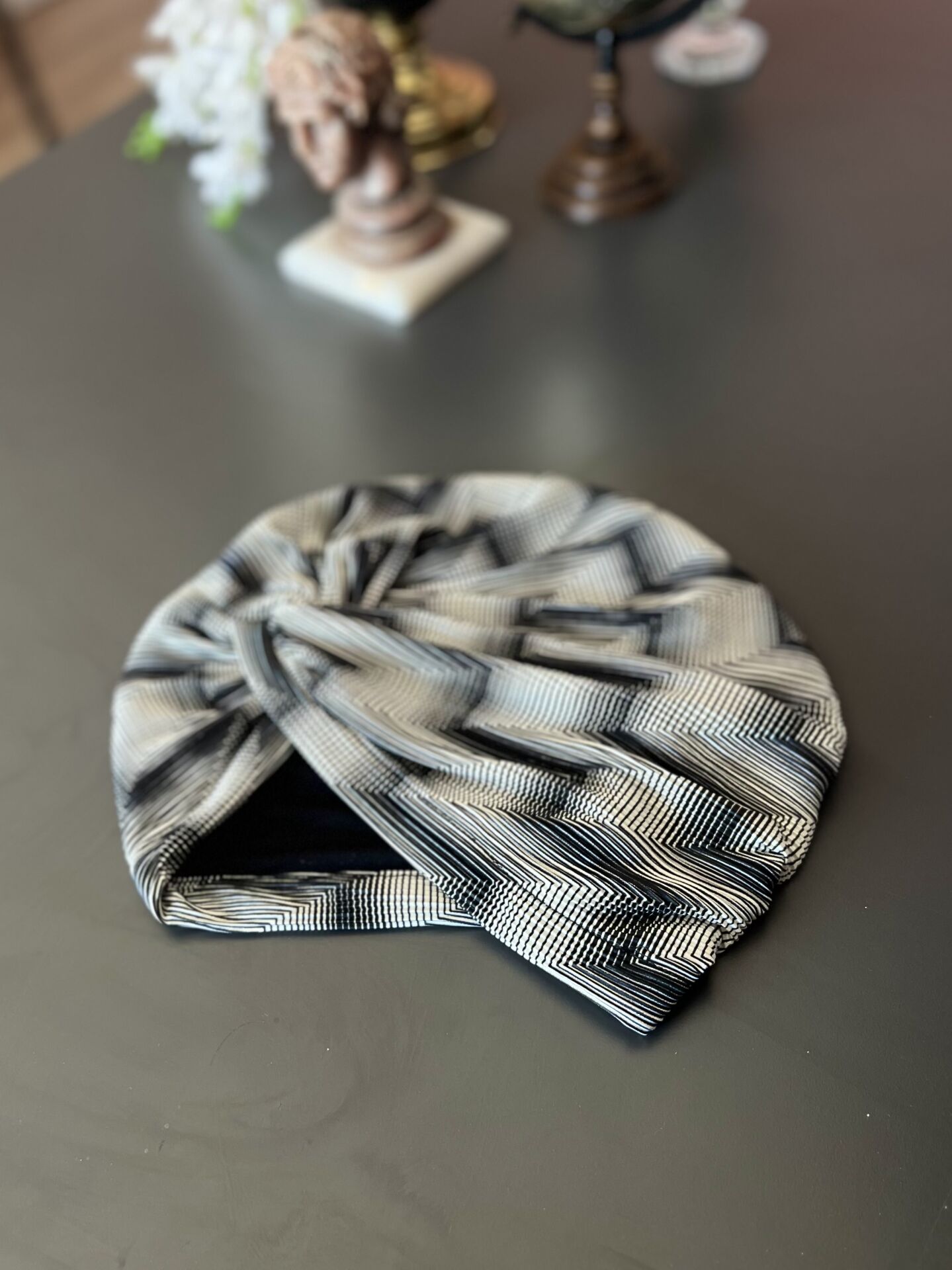 Pilise Bone Siyah Beyaz Çizgiler