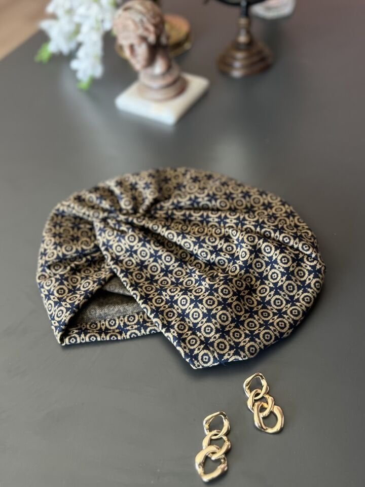 Laci Hardal Desenli Negro Bone