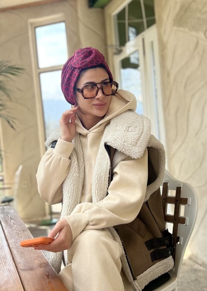 Pembe Desenler Simya Bone